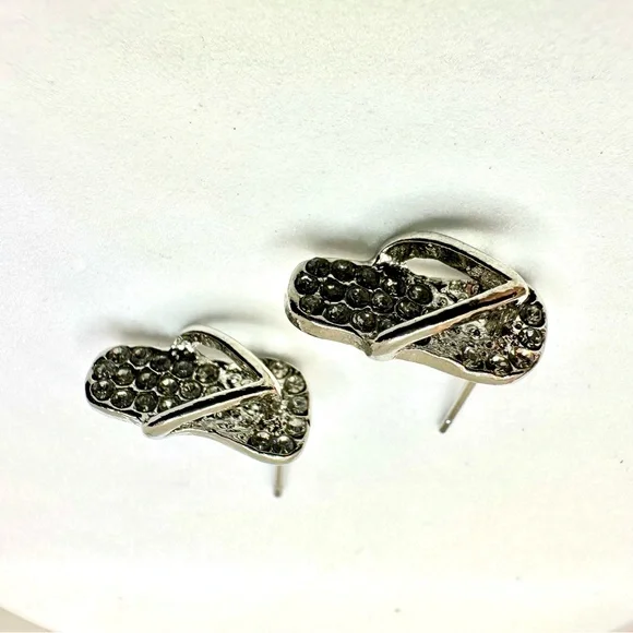NWOT - Sparkling Silver Crystal Flip-Flop Earrings - Picture 6 of 13